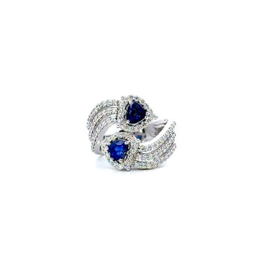 Anello Contrarié con Zaffiri Blu Naturali 1,52 ct a Cuore e Diamanti Naturali 1,05 ct