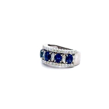 Anello Fascia Zaffiri Naturali 8,78 ct e Diamanti | Cosentino
