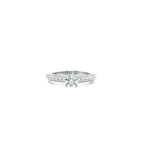 Anello Solitario con Diamante Naturale GIA 0,68 ct e Diamanti Naturali sul Gambo
