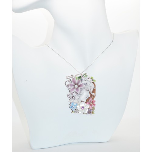 Cameo Pendant with Sardonico with tsavorites